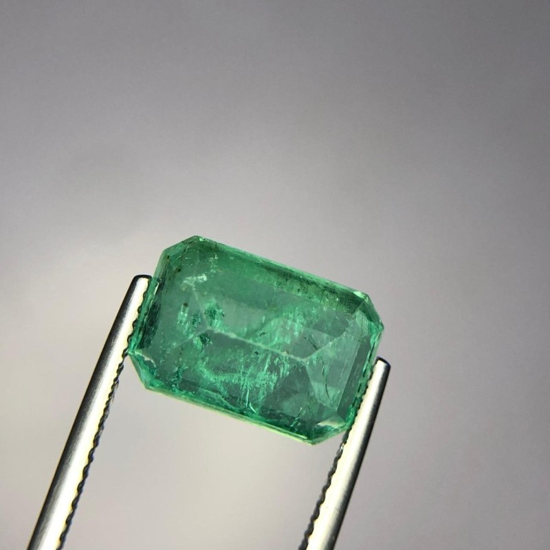 Emerald - 6.78 ct - (ICA GemLab)