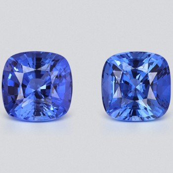 Pair of Intense Blue sapphires in cushion cut 5.59 carats