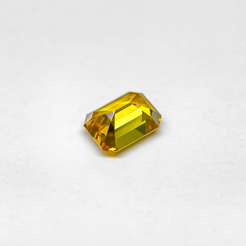 Diamond Emerald (Natural coloured) GIA 1.05 Carat