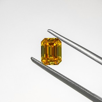 Diamond Emerald (Natural coloured) GIA 1.05 Carat